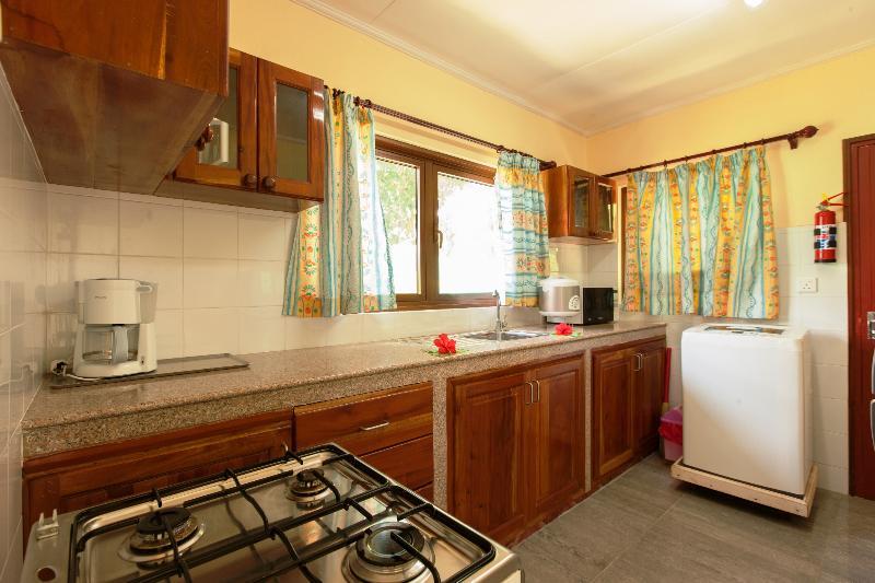 Le Relax Self Catering Apartment La Digue Exterior photo